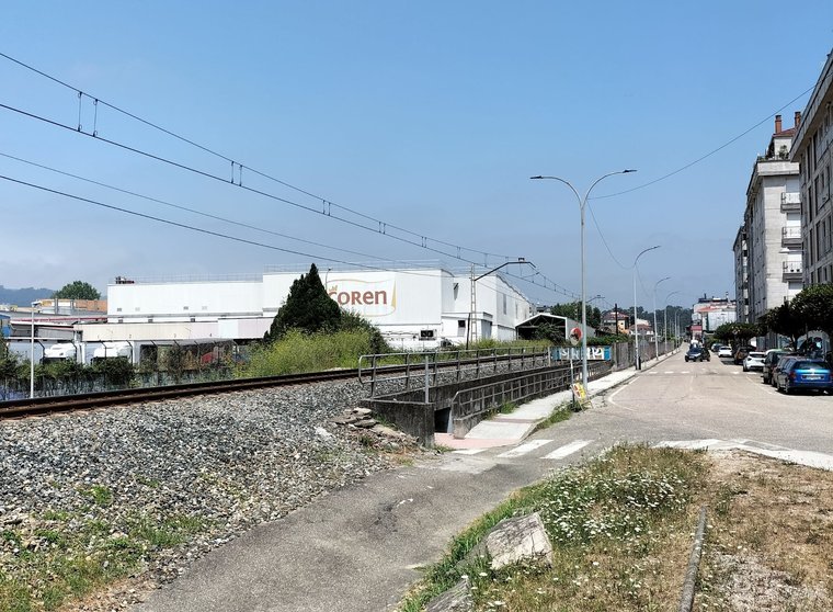 Vía do tren ao seu paso polo Porriño